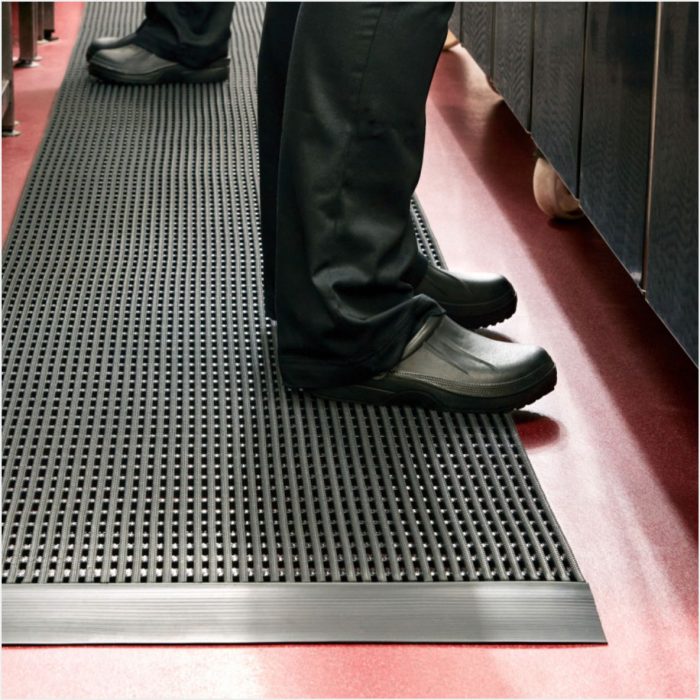 ANTI-FATIGUE MAT