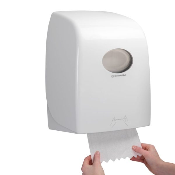 Scott® Essential Hand Towel Roll (6 Rolls) - Image 2
